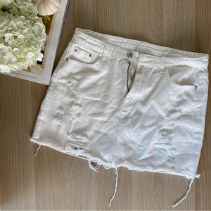White denim skirt
